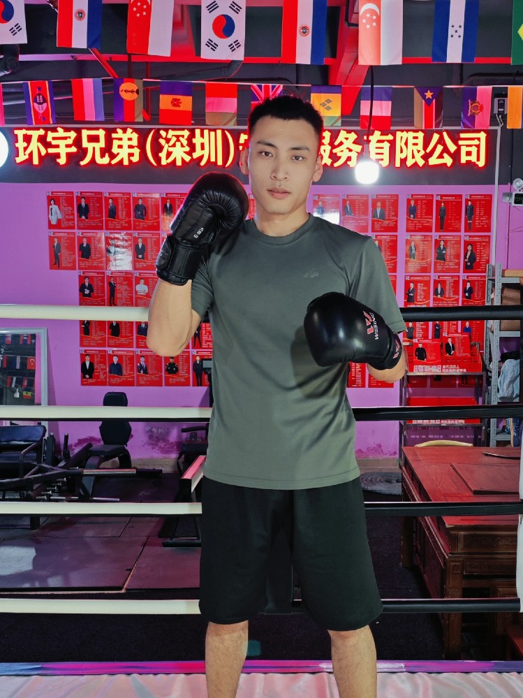 湖北十堰的多家知名企业近日与寰宇兄弟···